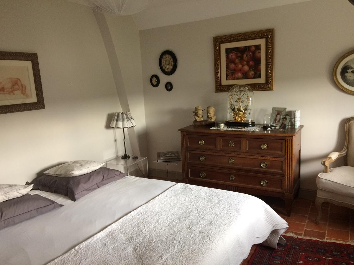 Le Clos Mademoiselle Лош Екстериор снимка