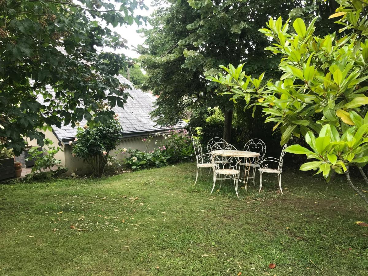 Le Clos Mademoiselle Лош Екстериор снимка
